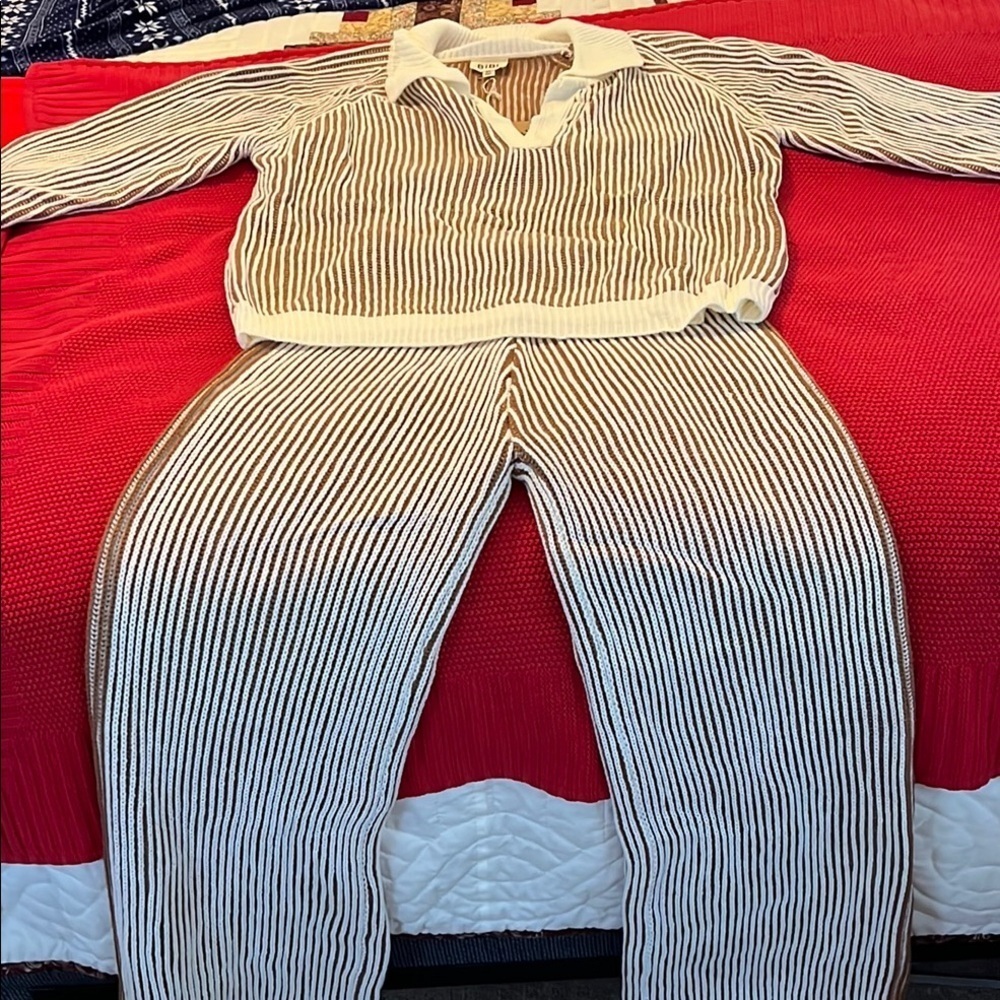 BiBi White and Brown Sweater Pants And Top With Ribbed Knit Design Size XL